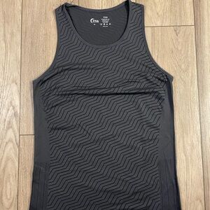 ZYIA women’s Black Performance Tank with Chevron Texture - never worn